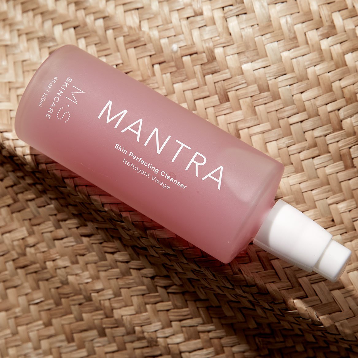 MANTRA Skin Perfecting Cleanser